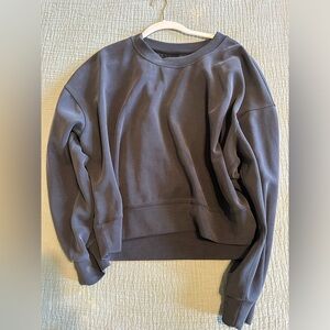 Lululemon pull over